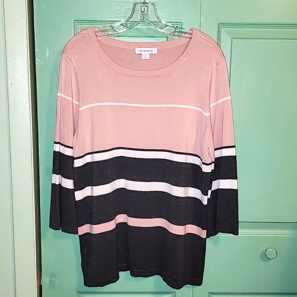 Liz Claiborne Sweaters - Liz Claiborne Pink/Gray Lightweight Pullover Sweater (Size L)